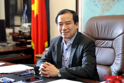Ha_Van_Sieu.jpg