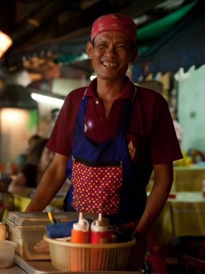 Khao-San-Road-Bangkok-Thailand-Street-cooking_02